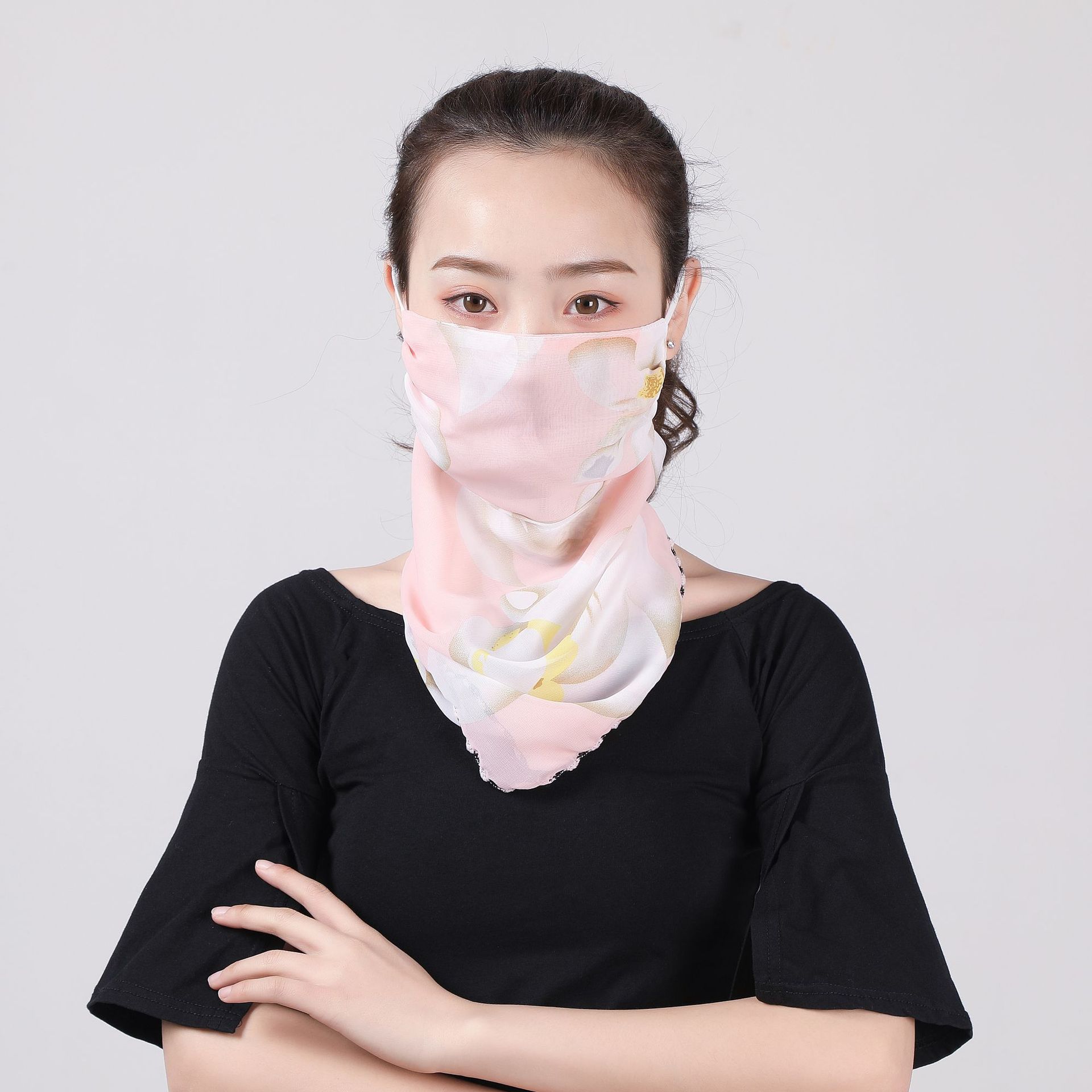 Women Breathable Riding Scarf Ear-mounted Neck Protection Sunscreen Scarf Shawl