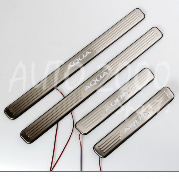 Toyota Aqua Door Sill
