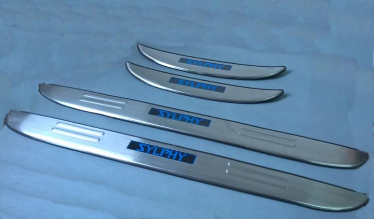 Nissan SYLPHY Led Door sill