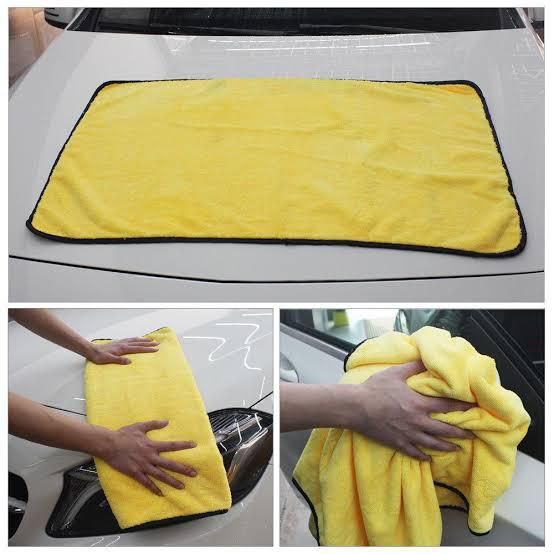 Thick Microfiber Cleaning Drying Detailing Towel Medium Size For Car, Bike or Home Use