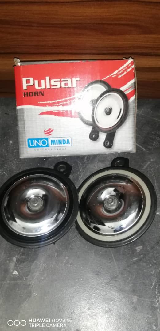 MINDA Apache RTR/ PALSER GIXXER Universal Dual Horn D90 set of 2 pcs( MADE IN INDIA)