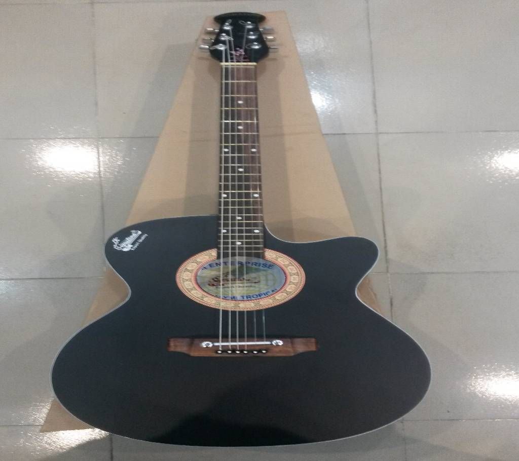 Signature black matte guitar 