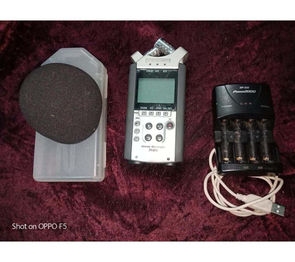 H4n Zoom recorder