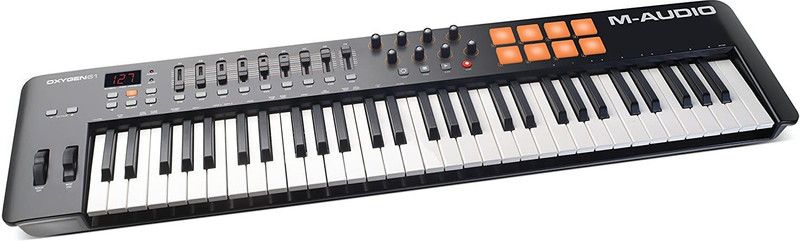 M-Audio MS-08 Oxygen 61 IV Analog Arranger Keyboard  (61 Keys)