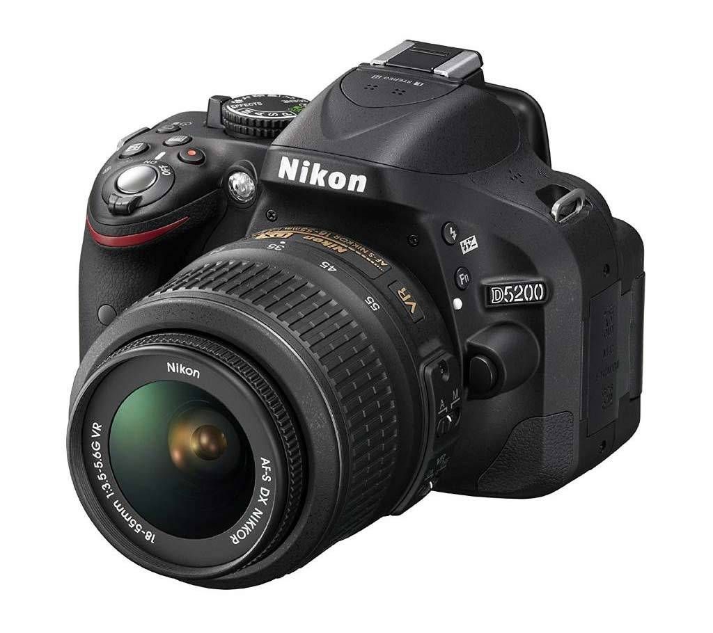 Nikon D5200 DSLR Camera 