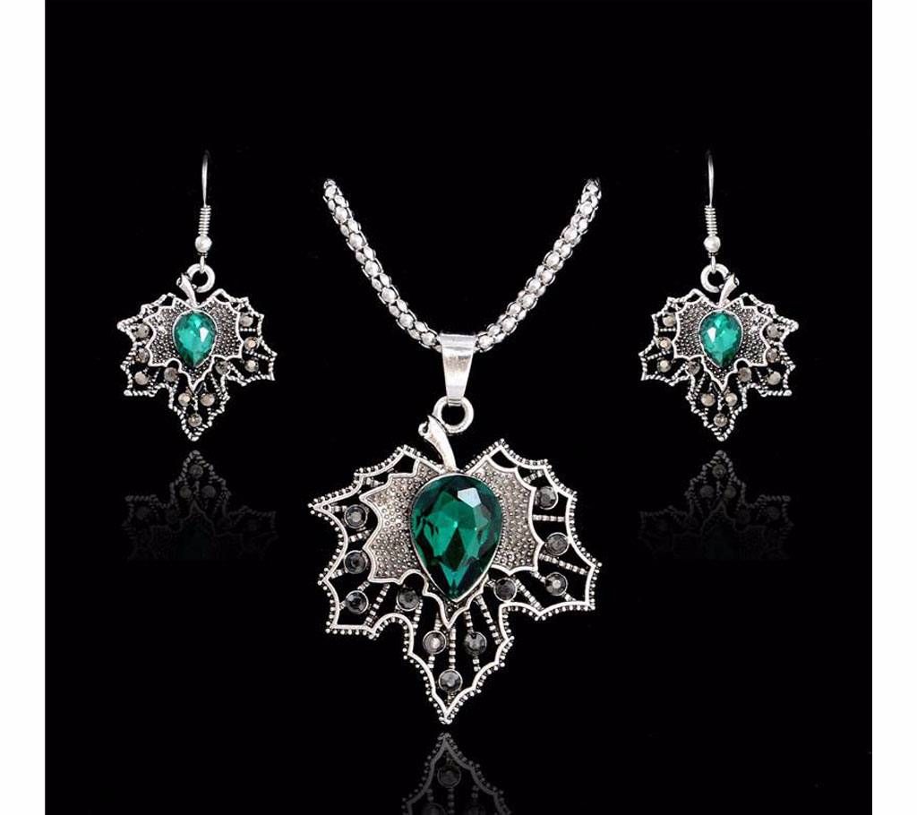 Crystal Pendant Set