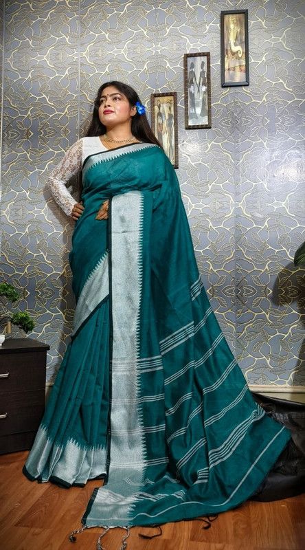 Temple Border, Solid/Plain Handloom Cotton Silk Saree  (Dark Green)