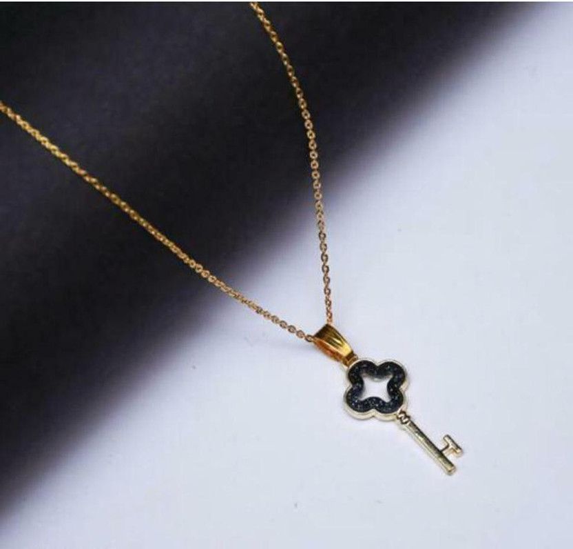 Key pendent with chain necklace set for Girl's and Women's. Beads Alloy Necklace