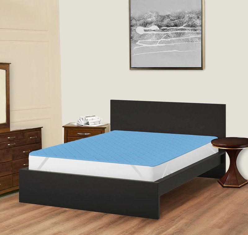 Beta Divine Elastic Strap Queen Size Waterproof Mattress Cover  (Blue)