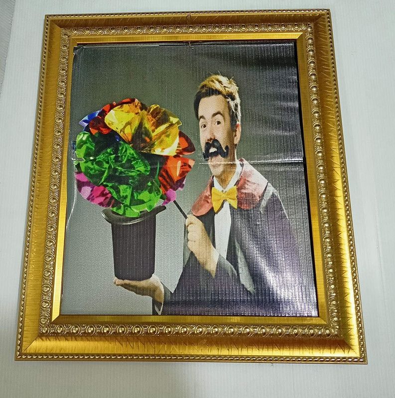 A SARKAR MAGIC WORLD Picture to Flower Frame Magic (Golden Fiber) / Flower Photo Frame Magic 1 Magic Tricks  (Age: 8 YEARS AND ABOVE)
