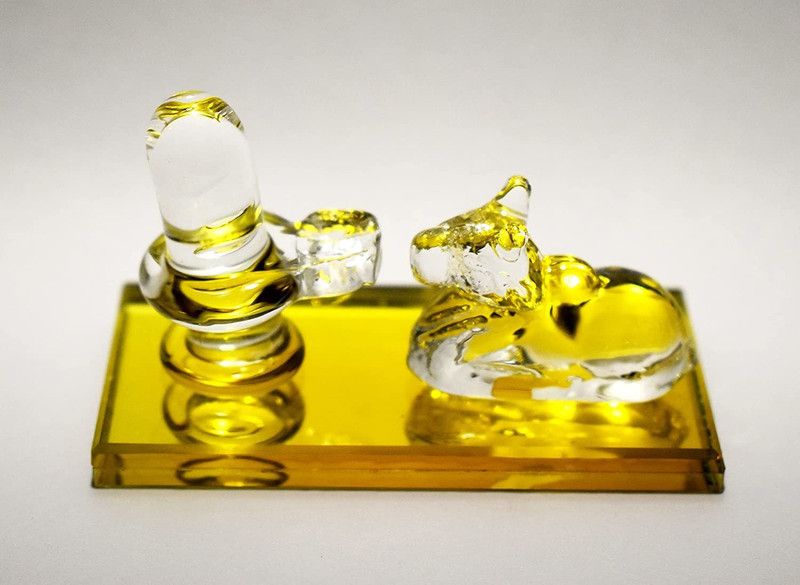 LAVANA Decorative Showpiece - 6 cm  (Glass, Yellow)