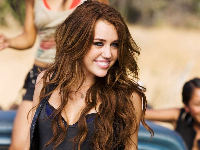 Poster Music Miley Cyrus Singers United States sl838 (Plastic Large Wall Poster, 36x24 Inches, Multicolor) Fine Art Print  (24 inch X 36 inch, Rolled)