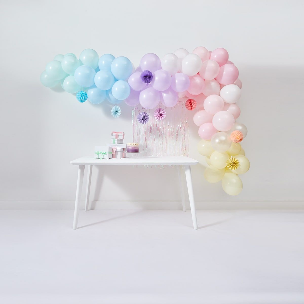 90 Piece Pastel Embellished Mega Garland