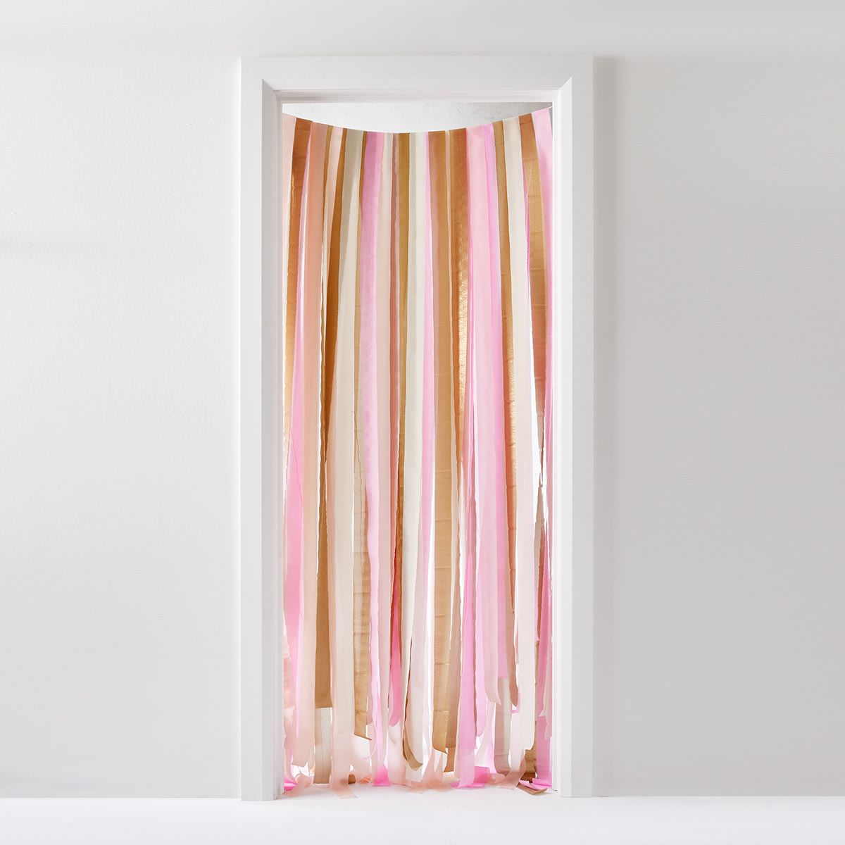10 Piece Paper Streamer Backdrop - Pastel
