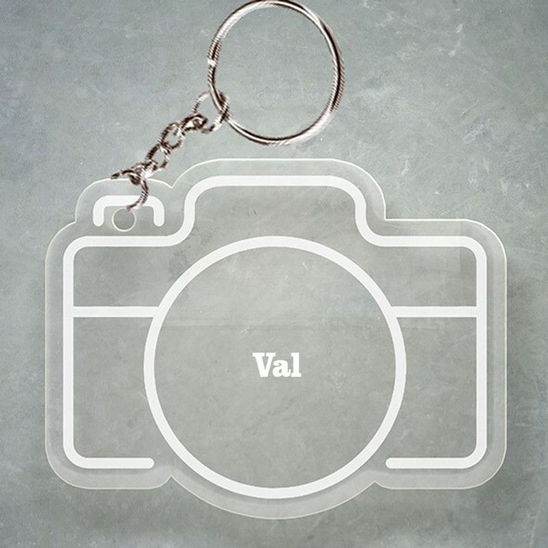 SY Gifts Camera Design Keychain With Val Name Key Chain