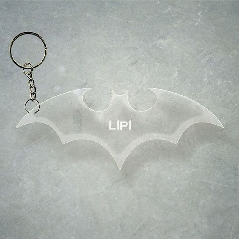 SY Gifts Batman Logo Desigh With Lipi Name Key Chain