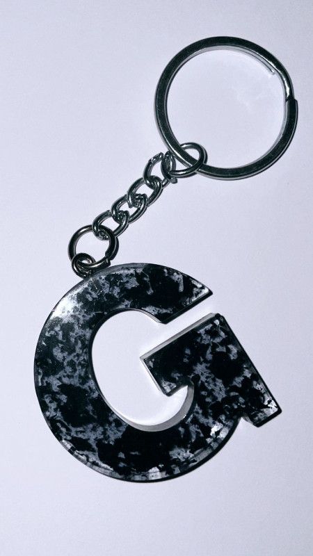 THE LIGHTINGALE Resin - Alphabet G Key Chain