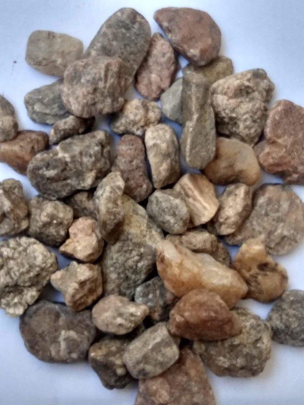 Kironite 4.8 KG unpolished natural pebbles for aquarium River Rock Unplanted Substrate  (Multicolor, 4.8 kg)