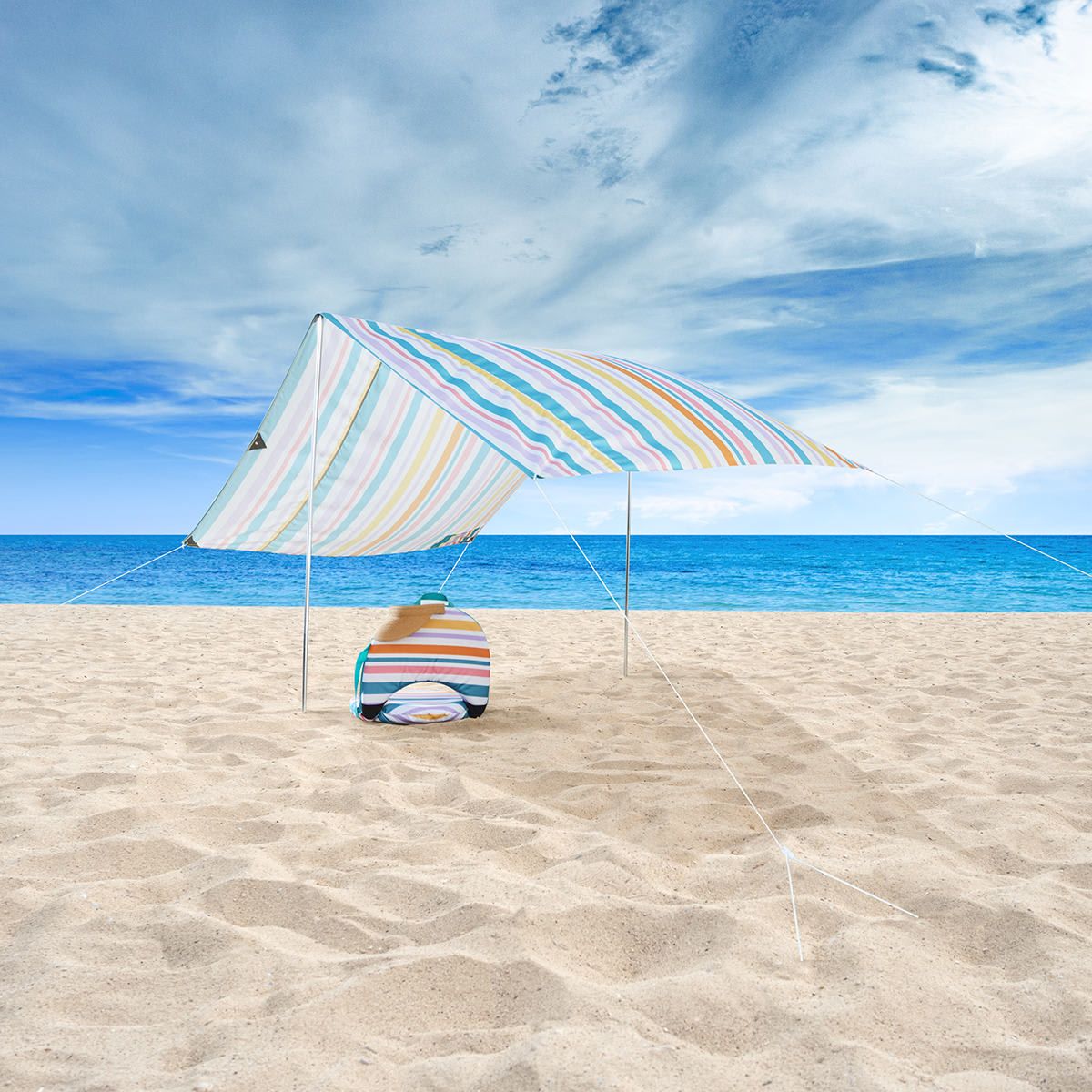 Portofino Pyramid Breeze Shelter