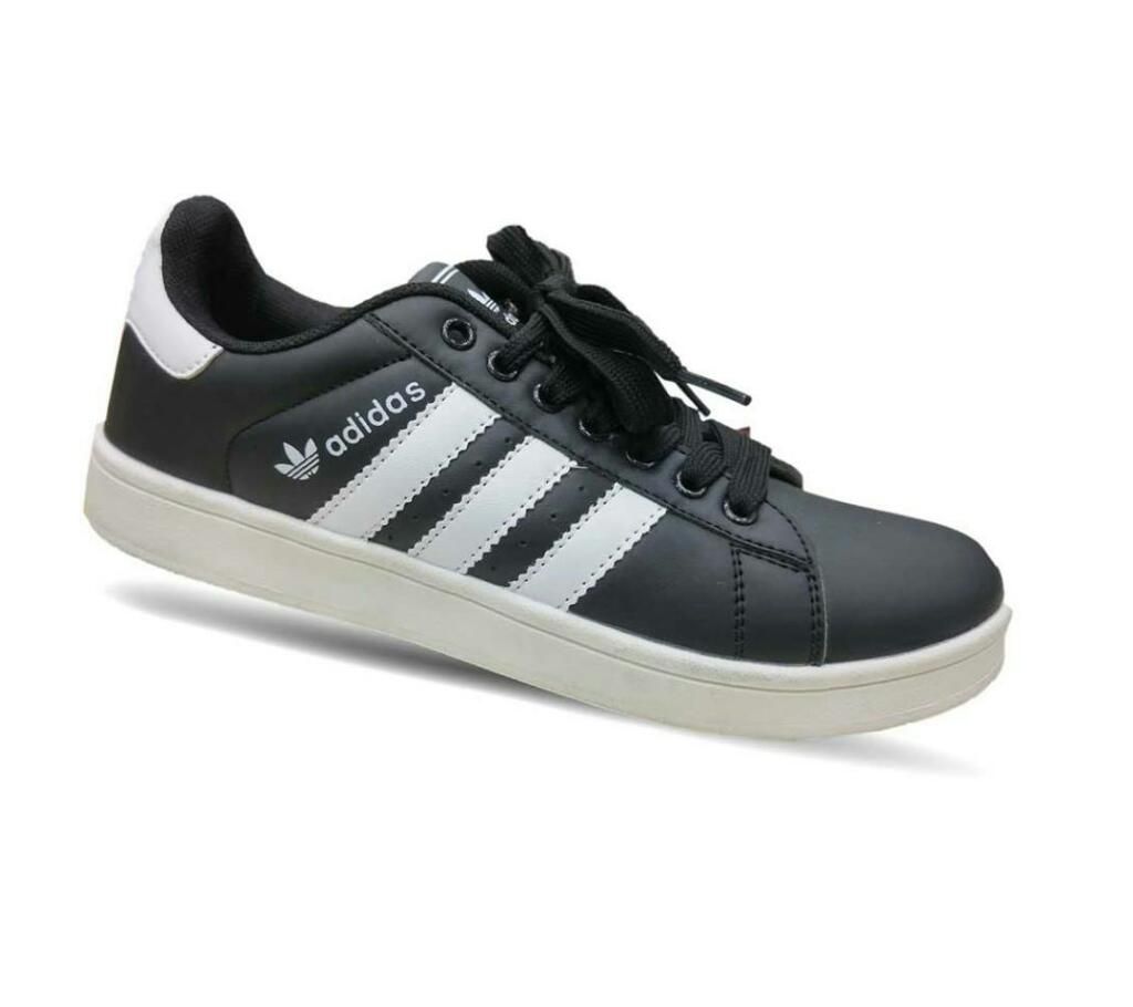 Adidas Sneaker