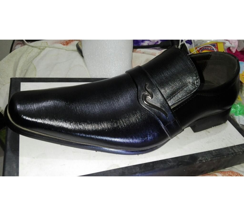 shoe export quality stock lot