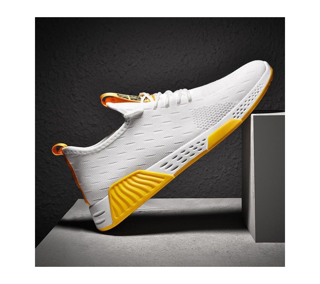 Mens casual sneaker