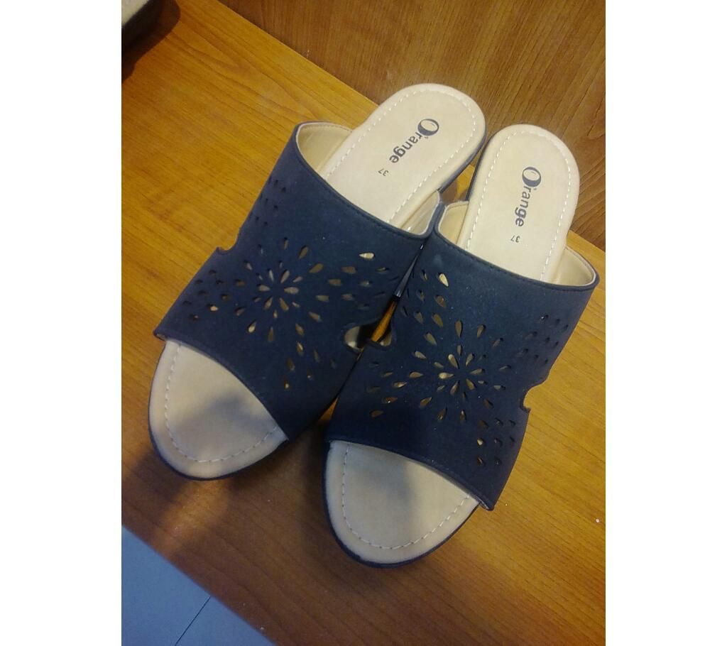 Ladis flat heal showe