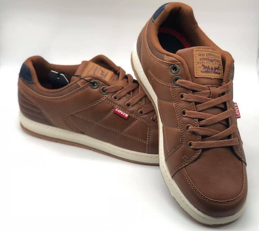 Gents Casual Converse Levis (Copy)