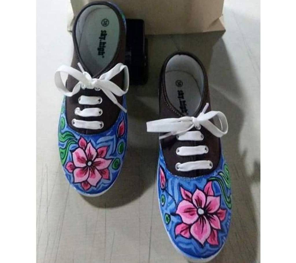 Hand painted walking shoe