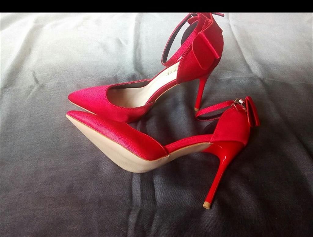 Ladies high heel