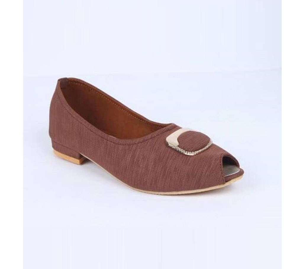 Ladies Brown Flat Sandal for Women