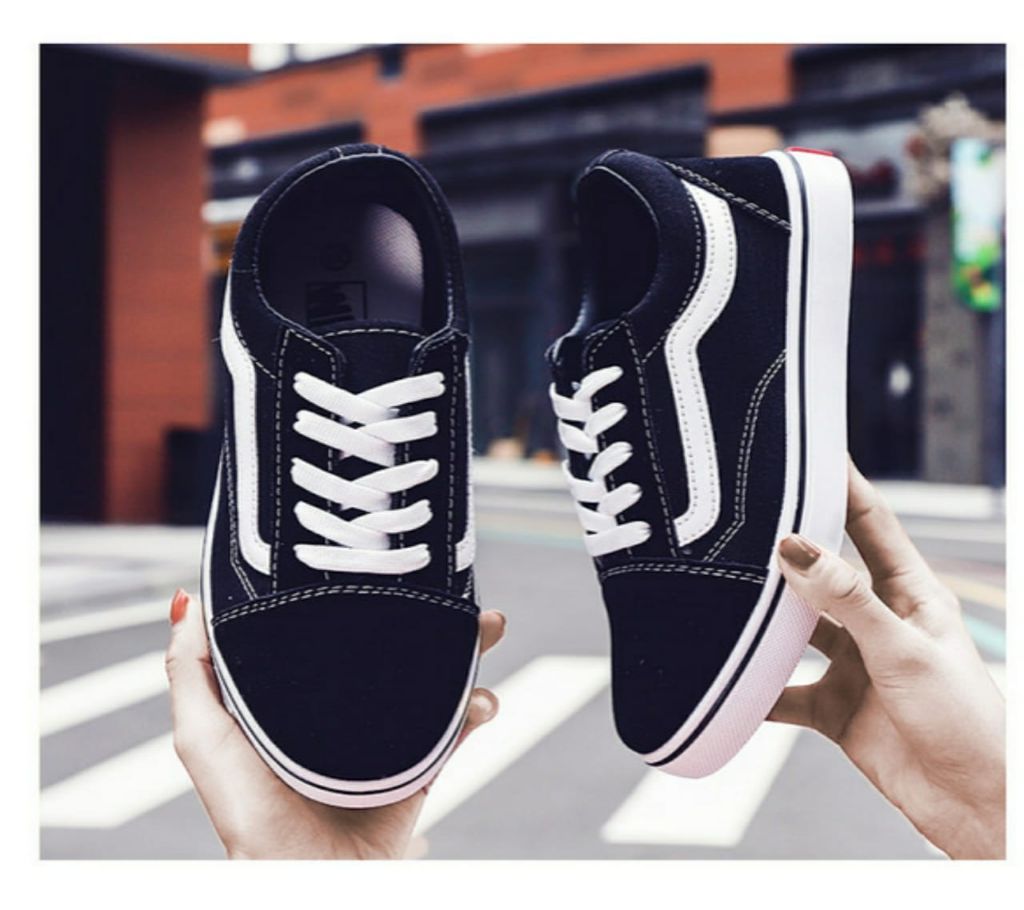Vans mens fashionable Vans sneakers shoes