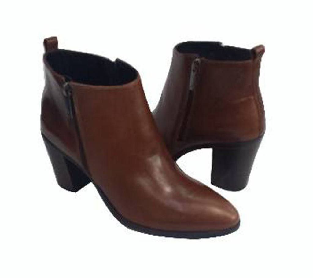 Ladies Leather Boot