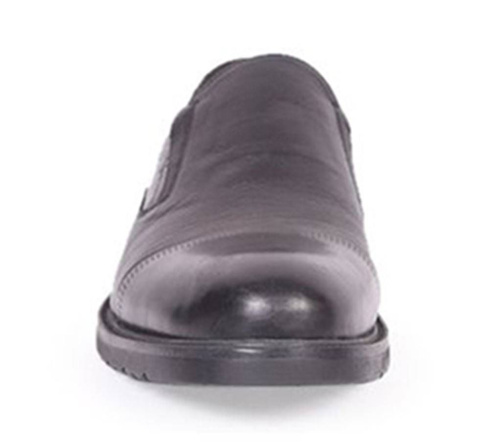 Venturini Men's Black Smooth Leather Formal Shoe

