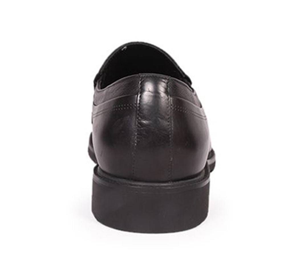 Venturini Men's Black Smooth Leather Formal Shoe

