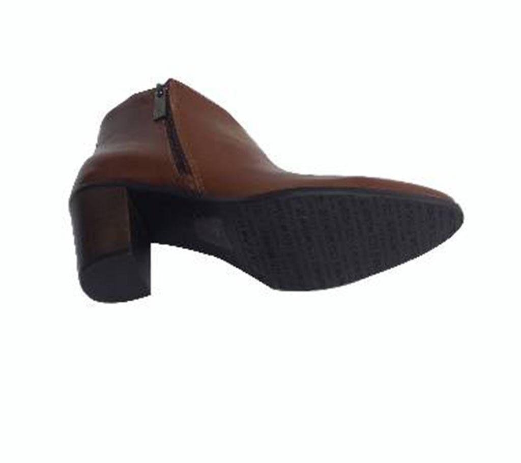 Ladies Leather Boot