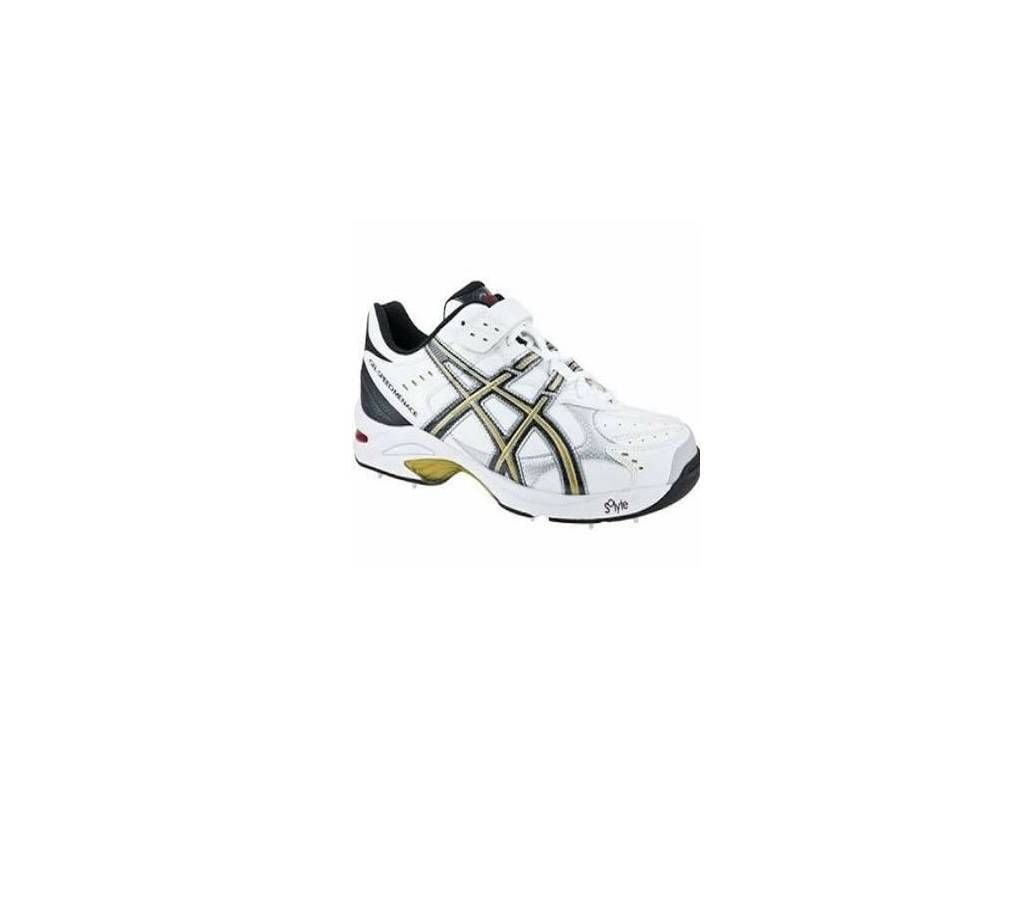 Asics meance cricket spike shoe.