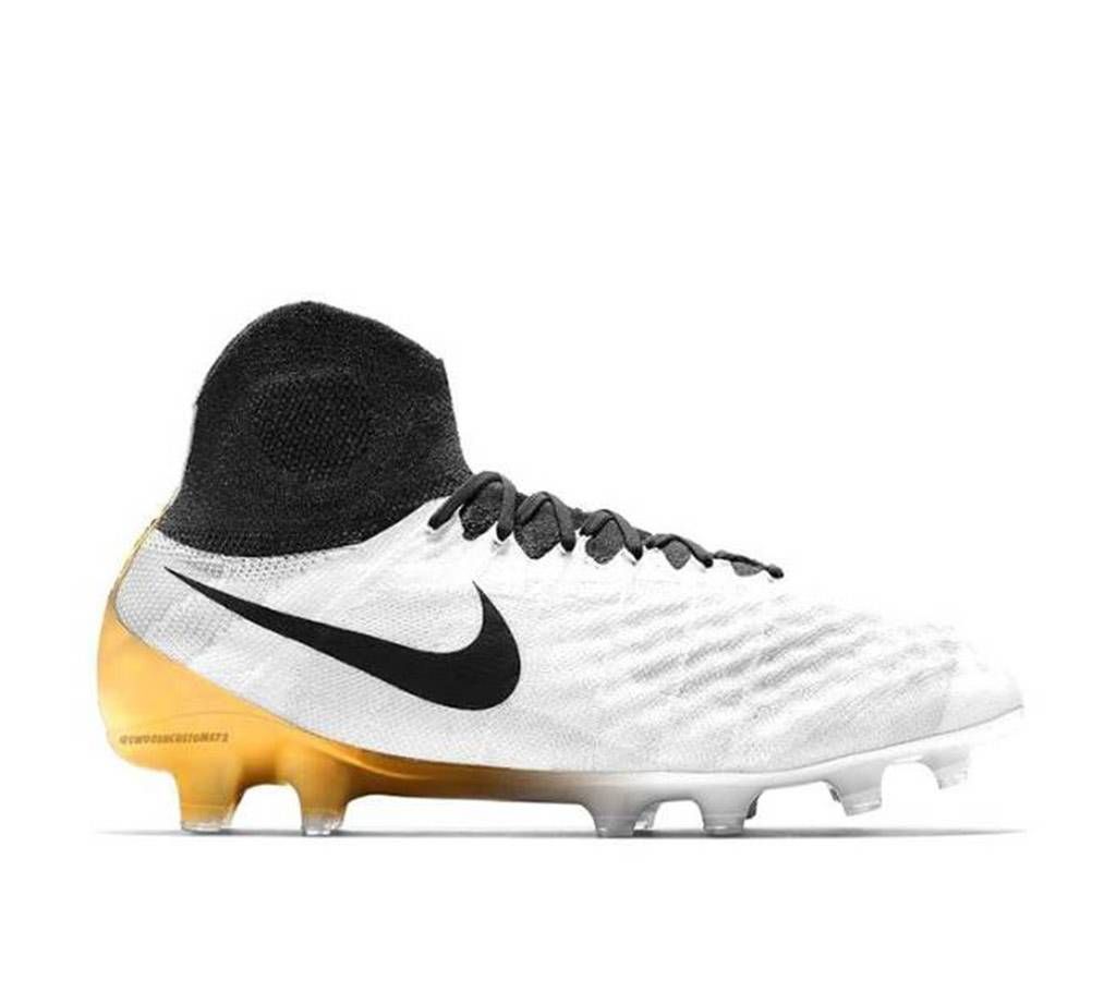 White and Black Rubber Football Boot for Men