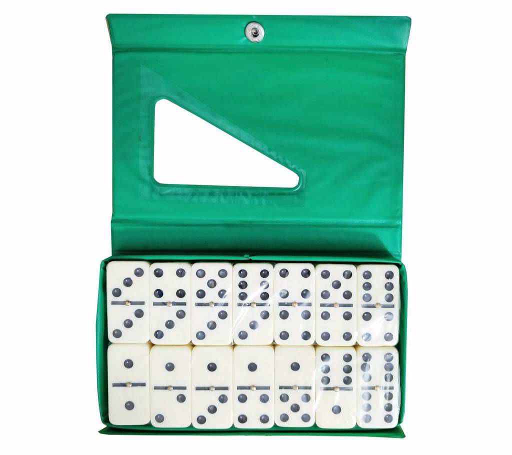 Dominoes Card Game