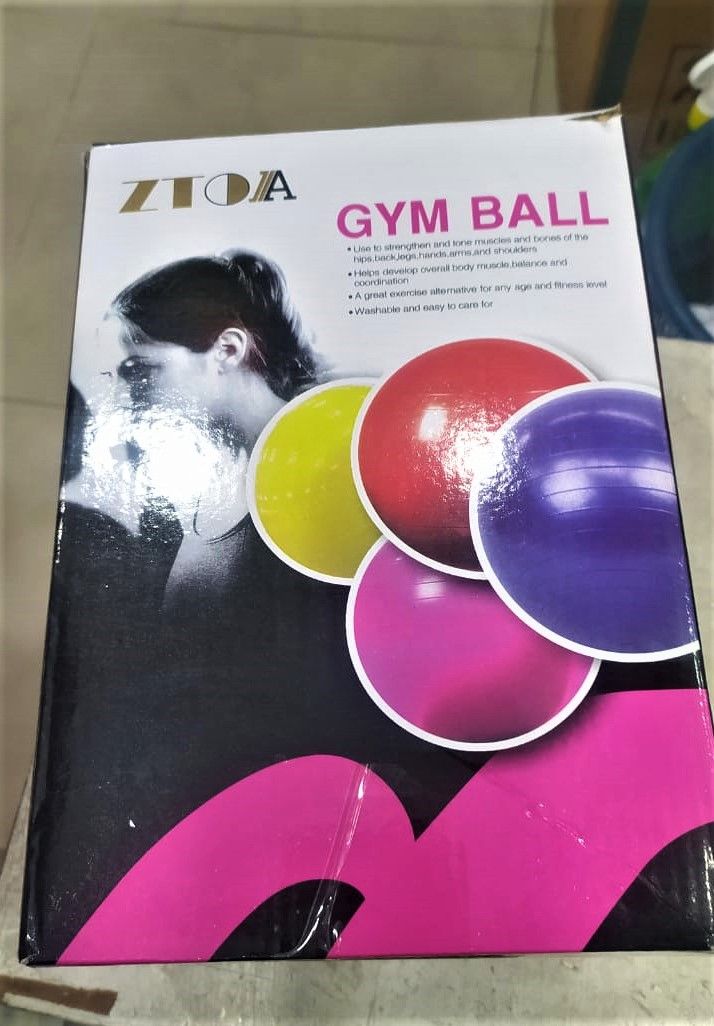 Exercise Ball Mini 6 Inch Yoga Ball,Barre Ball,Small Bender Ball,Workout Fitness Ball,Balance Ball,Physical Therapy Ball,Squishy Balls,Improves Stability,Core Training Equipment for Home