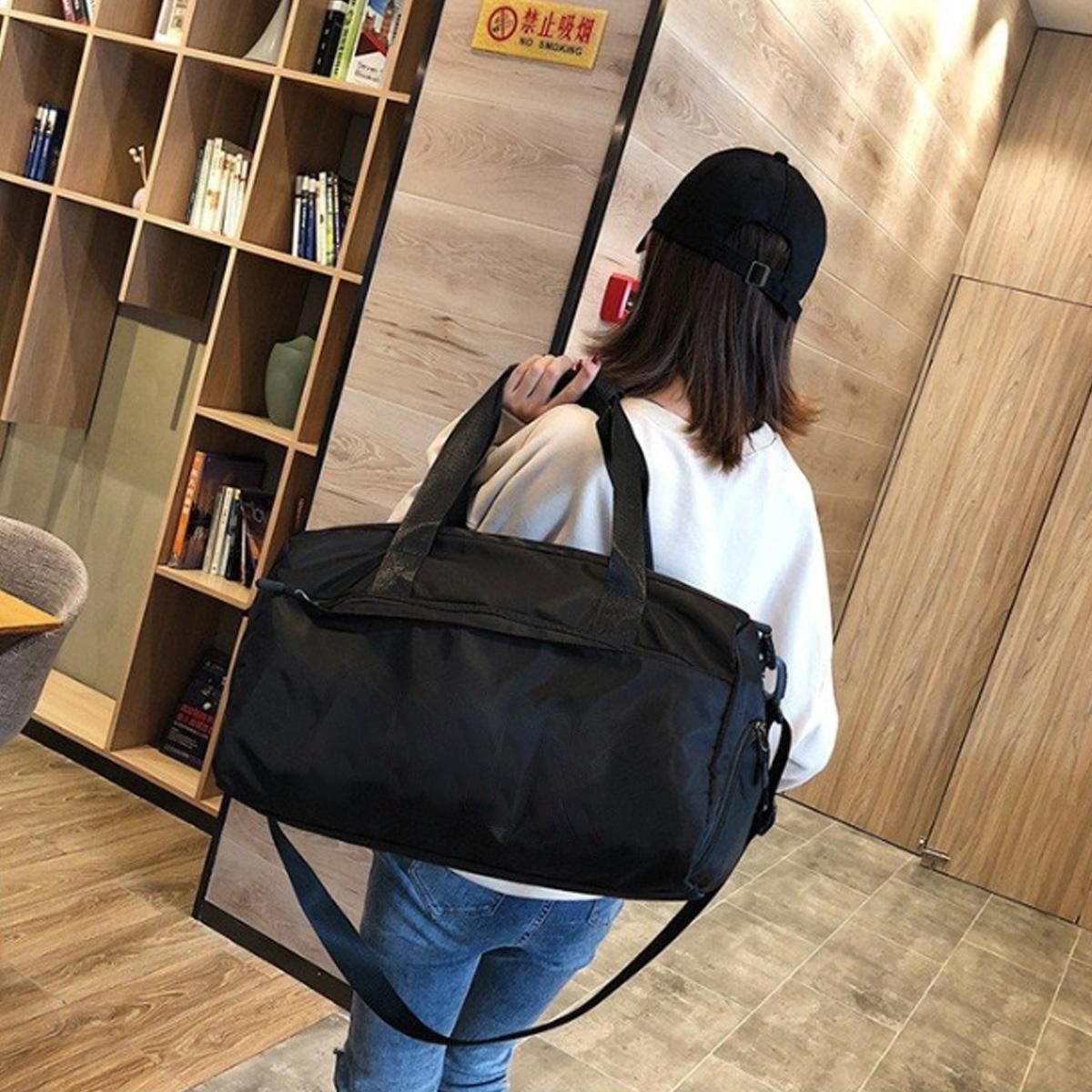 Men/Women Travel Sport Gym Duffle Handbag Shoulder Sports Bag Messenger Tote Waterproof - Black