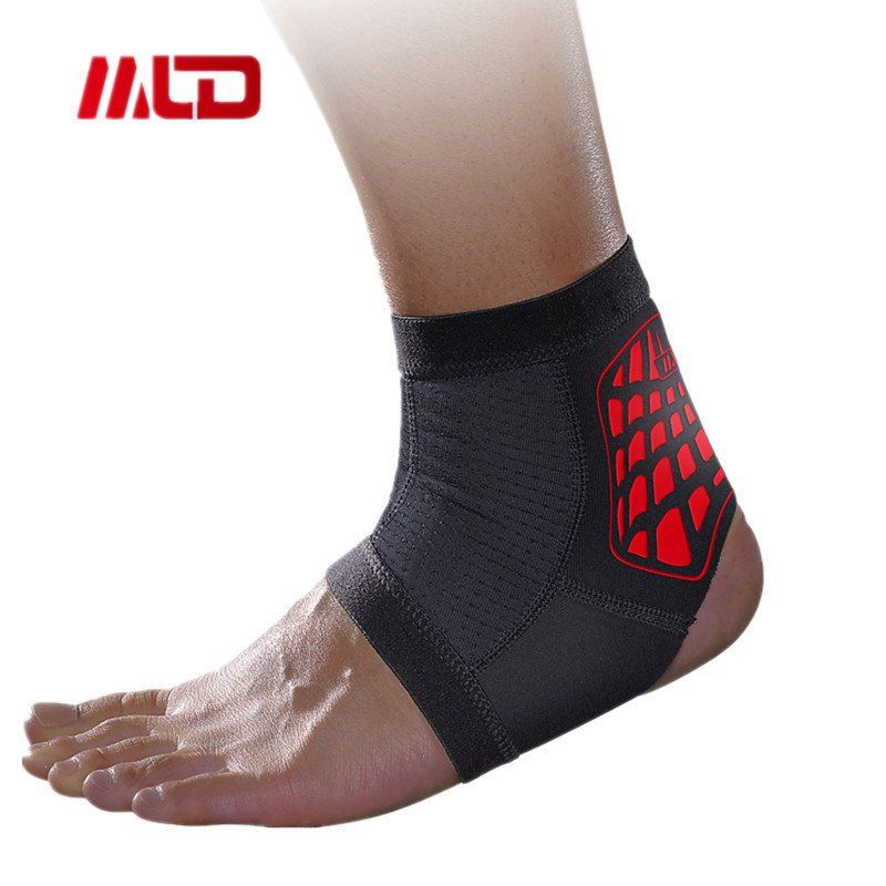 MLD Ultralight Breathable Sports Adjustable Sports Elastic Ankle Basketball Ankle Brace Support - Black red L