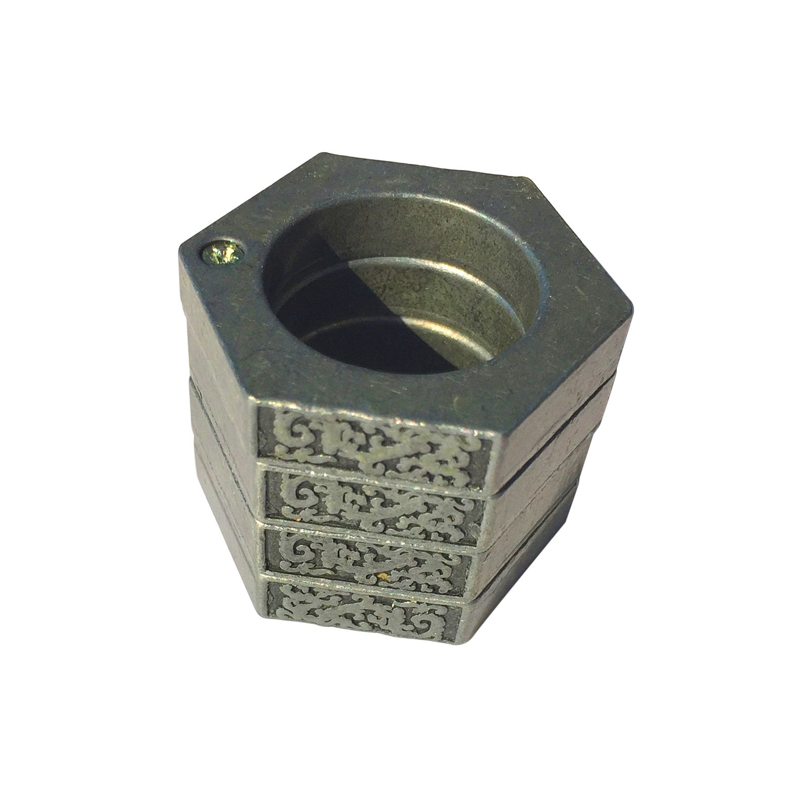 Survival Ring Easy to Use Geometric Shape Ring Window Breaker