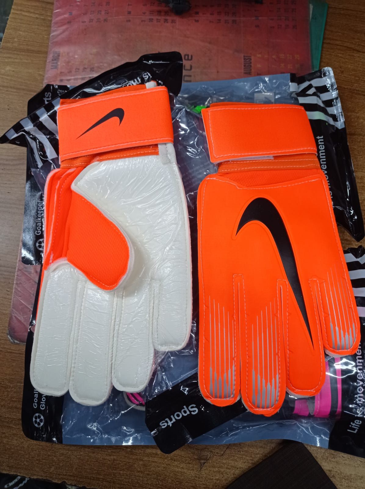 Football Goal Keeper Hand Gloves Primem