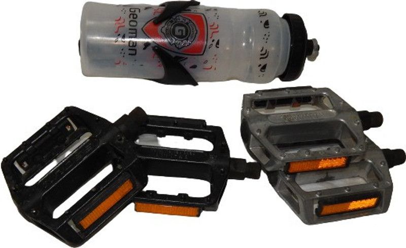 Geoman Water Bottle With Holder 2 Pair Of Peddle Black & Silver Size Universal Cycling Kit