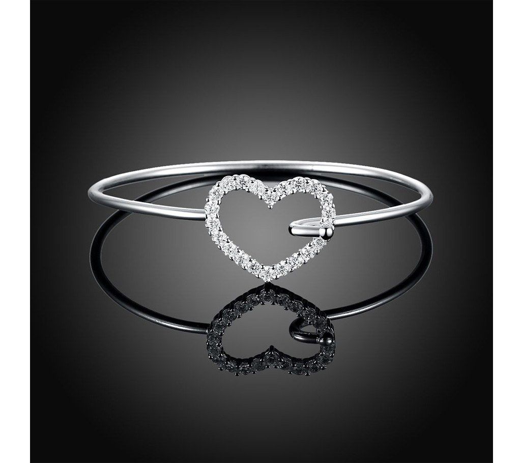 Heart shaped zircon stone setting bracelet 