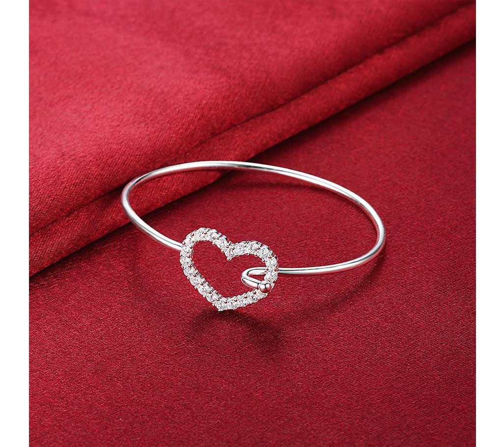 Heart shaped zircon stone setting bracelet 