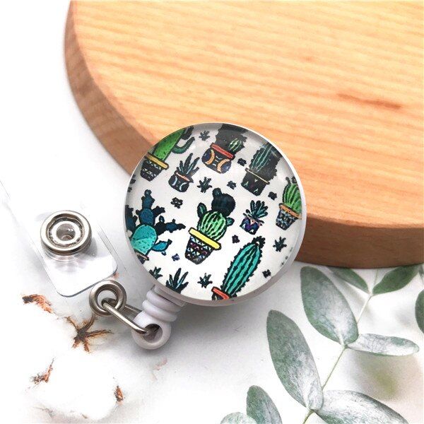 2020 New Design High Quality Retractable Nurse Badge Reel Clip Fashion Green Cacti Pattern IC ID Card Badge Holder
