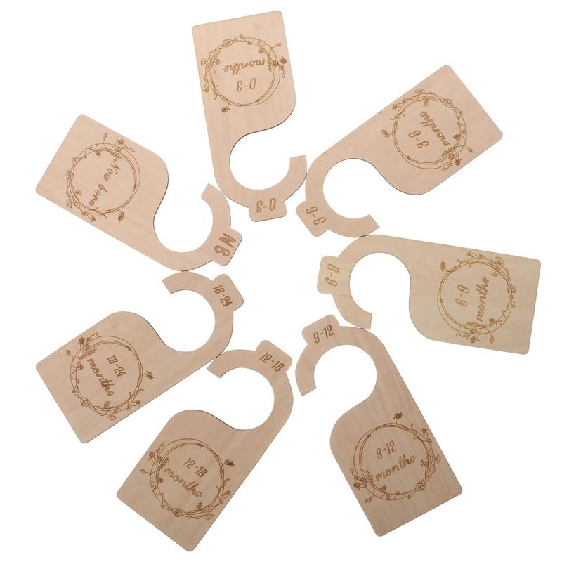 JAERBEE 7 Pcs Baby Closet Size Divider Wooden Baby Closet Organizers Hanging Closet Wardrobe Dividers From born to 24 Months