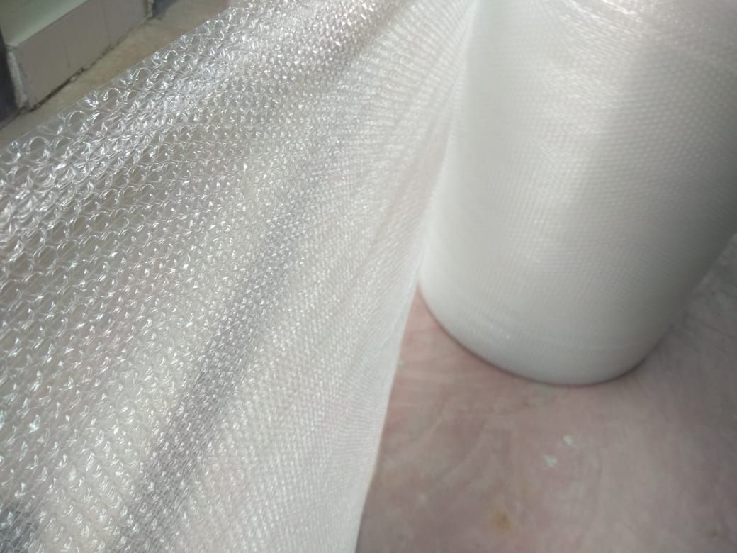Bubble Wrapping Poly Length: 1, 2, 3, 5, 10, 20, 30 & 50 Meter. Width: 0.5 Meter